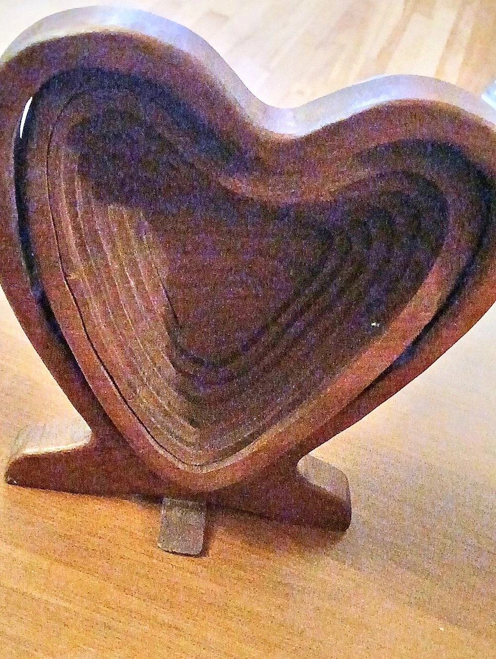 Vintage Collapsible Carved Wooden Heart Decor Bowl / Holder